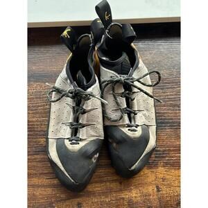 Tenaya Tarifa Climbing Shoe size M 7.5 W 8.5